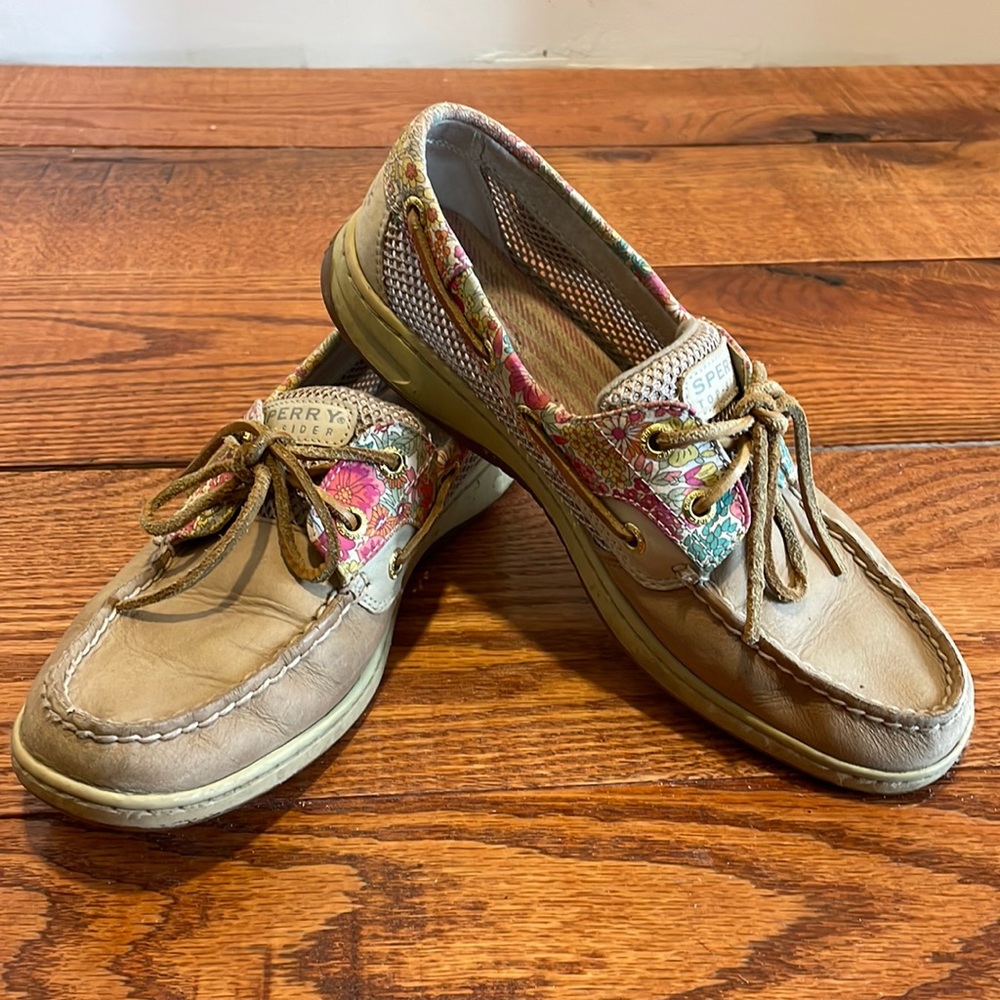 Sperry Topsider Women’s Boat Shoe - Size 8